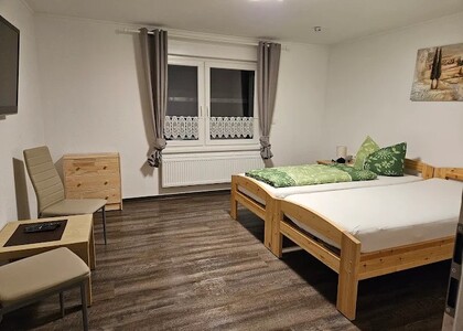 doppelzimmer 01